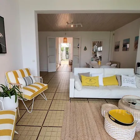 Casa de Férias Belle Maison En Front De Mer Pour 8 10 Pers Face A La Plage *